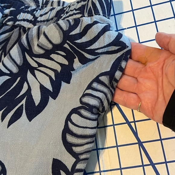 SUSAN GRAVER LINEN BLEND CROP TIE WAIST PANTS XS BLUE TROPICAL PRINT - Picture 4 of 10